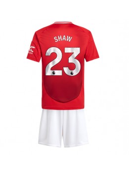 Manchester United Luke Shaw #23 Heimtrikotsatz für Kinder 2024-25 Kurzarm (+ Kurze Hosen)